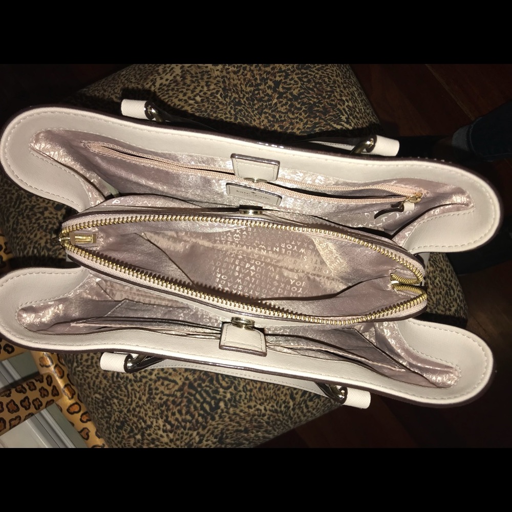 Kate Spade purse - Picture 2 of 4